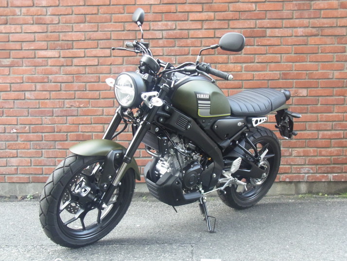 Yamaha タンク ネイビー/シルバー SRタンクにキャンディカラーで